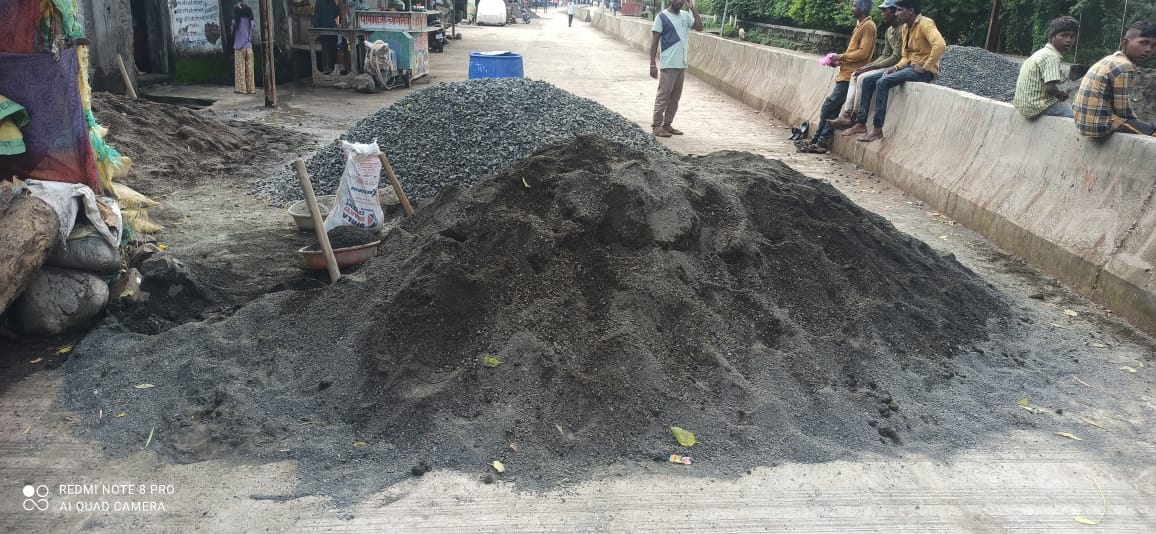 सामाजिक कार्यकर्ते तथा माजी नगरसेवक मंगल महारू ठाकरे यांची निवेदनाद्वारे म. मुख्यअधिकारी न. पा. चोपडा मागणी…रामपुरा भिलाटीतील काँक्रीटीकरणाचे कामाबाबत…